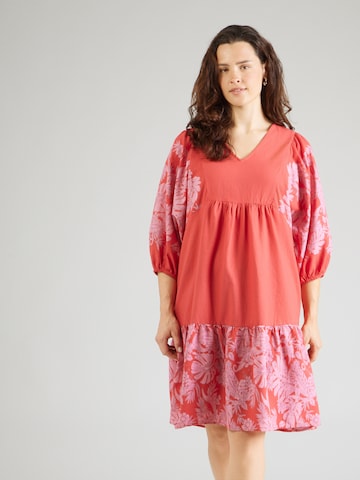 Vero Moda Curve Dress 'VMTIPPE TROPA' in Red: front