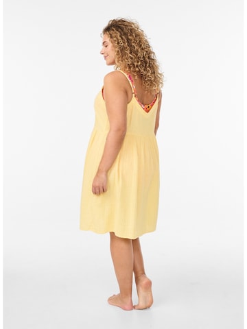 Abito di Zizzi in giallo