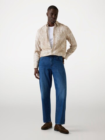 GUESS Regular fit Button Up Shirt in Beige