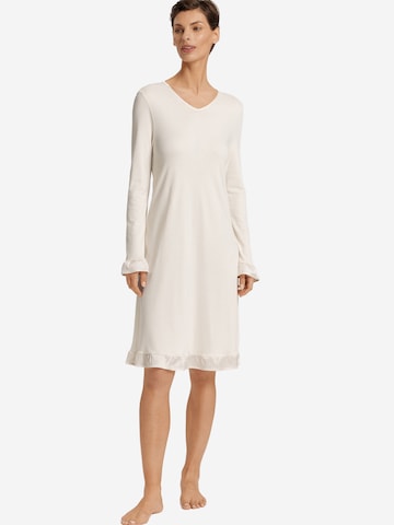 Chemise de nuit 'Claire' Hanro en blanc