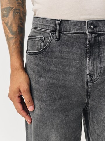 Next Vrečasti Kavbojke | siva barva