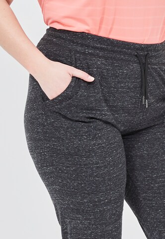 ENDURANCE Tapered Workout Pants 'Olivia' in Grey