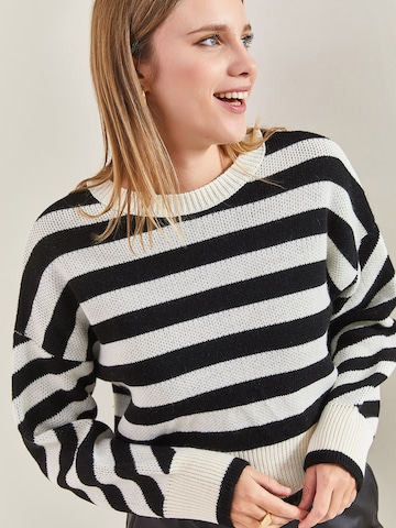 Bianco Lucci Свитер в Белый