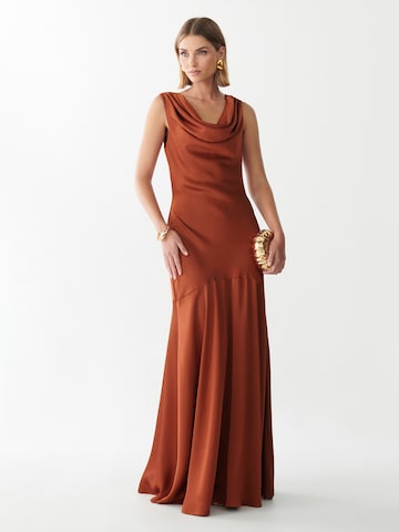 Willa - Vestido 'Illia' en marrón