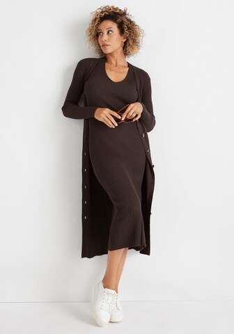 HECHTER PARIS Knitted dress in Brown