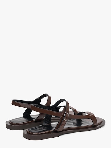 Estro - Sandalias con hebilla '11-10' en marrón