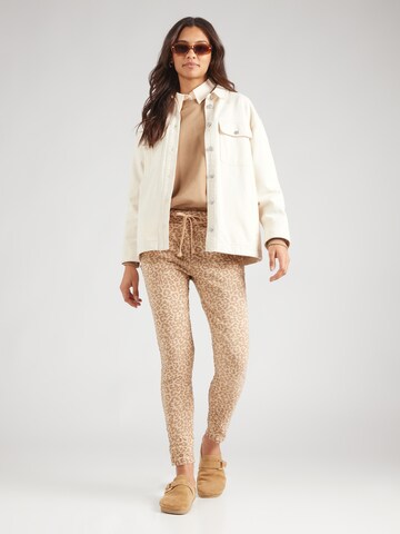 ZABAIONE Slim fit Pants 'He44ri' in Beige