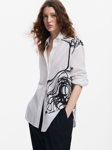 Desigual Blouse in Wit