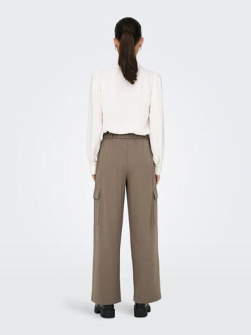 Wide leg Pantaloni cargo 'GEGGO' di JDY in marrone