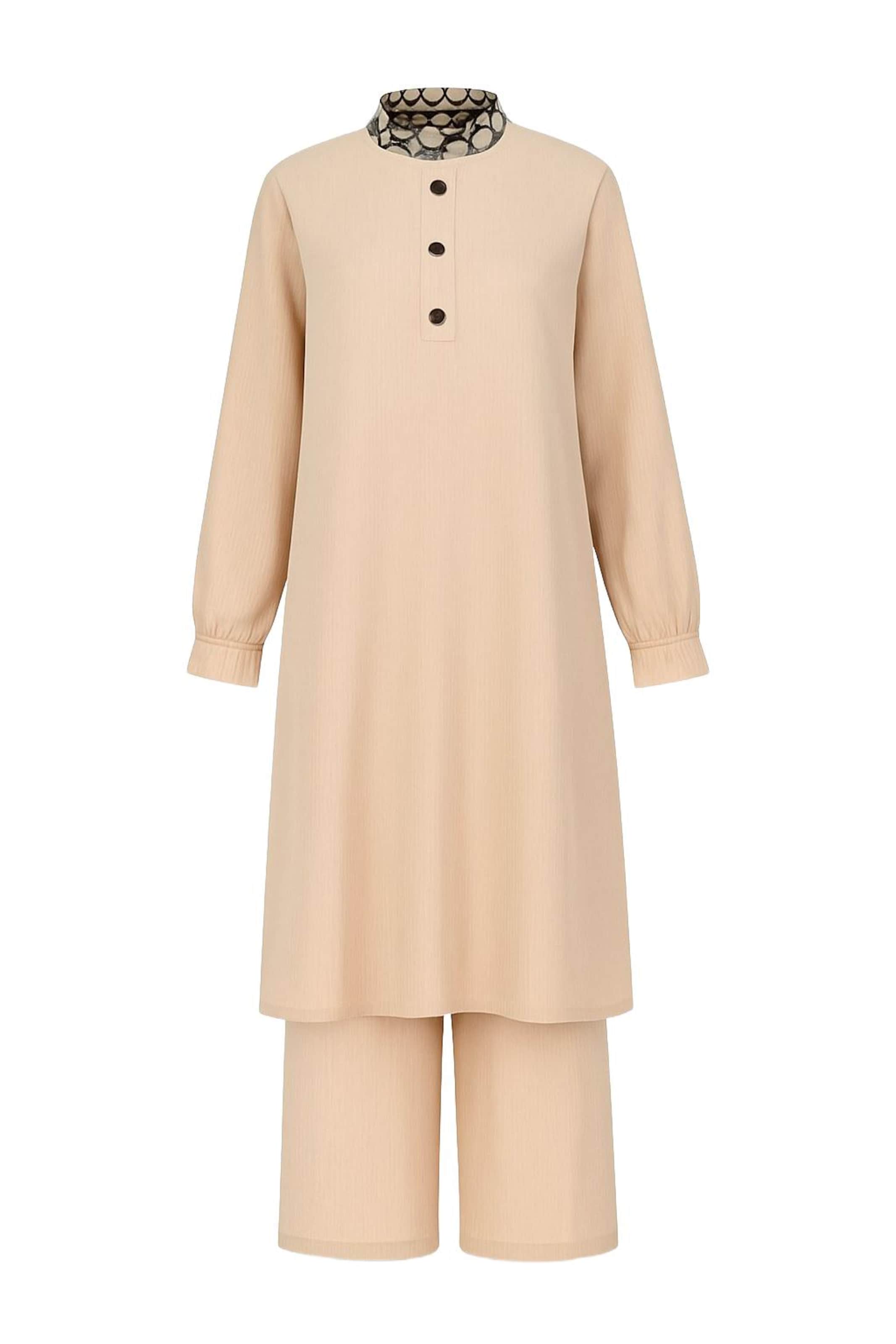 MODAMIHRAM Hosenanzug in Beige: Vorderseite