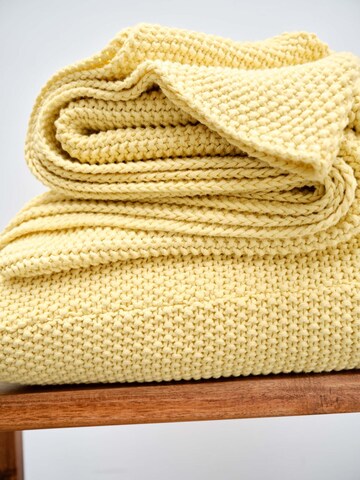 Marc O'Polo Blankets 'Nordic' in Yellow