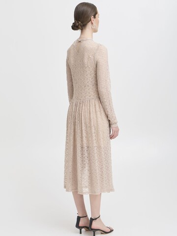 ICHI - Vestido ' IXLACEY ' en beige