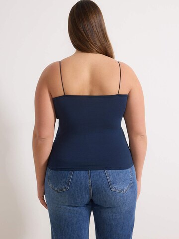 Trendyol Curve Unterhemd in Beige