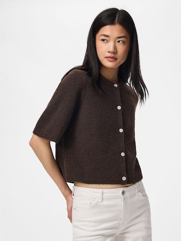 Cardigan 'PCSilly' PIECES en marron