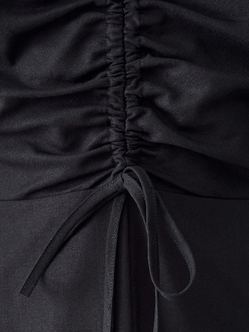 Willa Klänning 'SHELLY' i svart