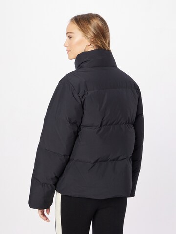 Carhartt WIP Winter jacket 'Yanie' in Black