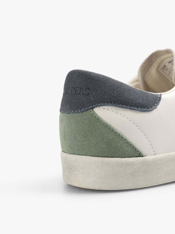 Baskets basses 'Henry' Scalpers en beige