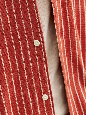 JACK & JONES Comfort Fit Риза 'JORCOBA' в червено
