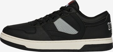 Superdry Sneakers 'Jump' in Black: front