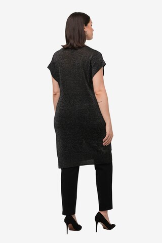 Rochie de la Ulla Popken pe negru