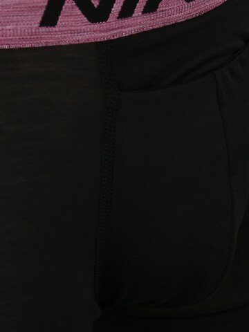 NIKE Sportunterhose in Lila