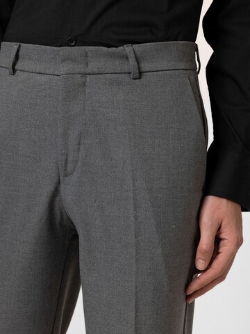 Regular Pantalon chino 'Wilmer' Antioch en gris