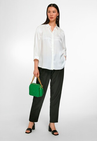 Anna Aura Blouse in White