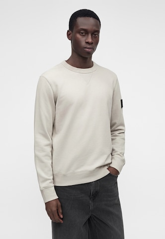 Bluză de molton de la Calvin Klein Jeans pe alb