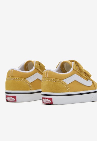 Sneaker 'Old Skool V' di VANS in giallo