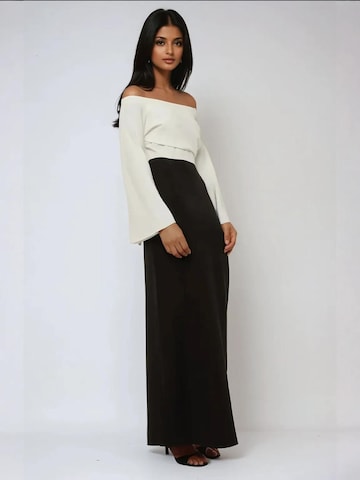 Hiccup Kleid in Schwarz