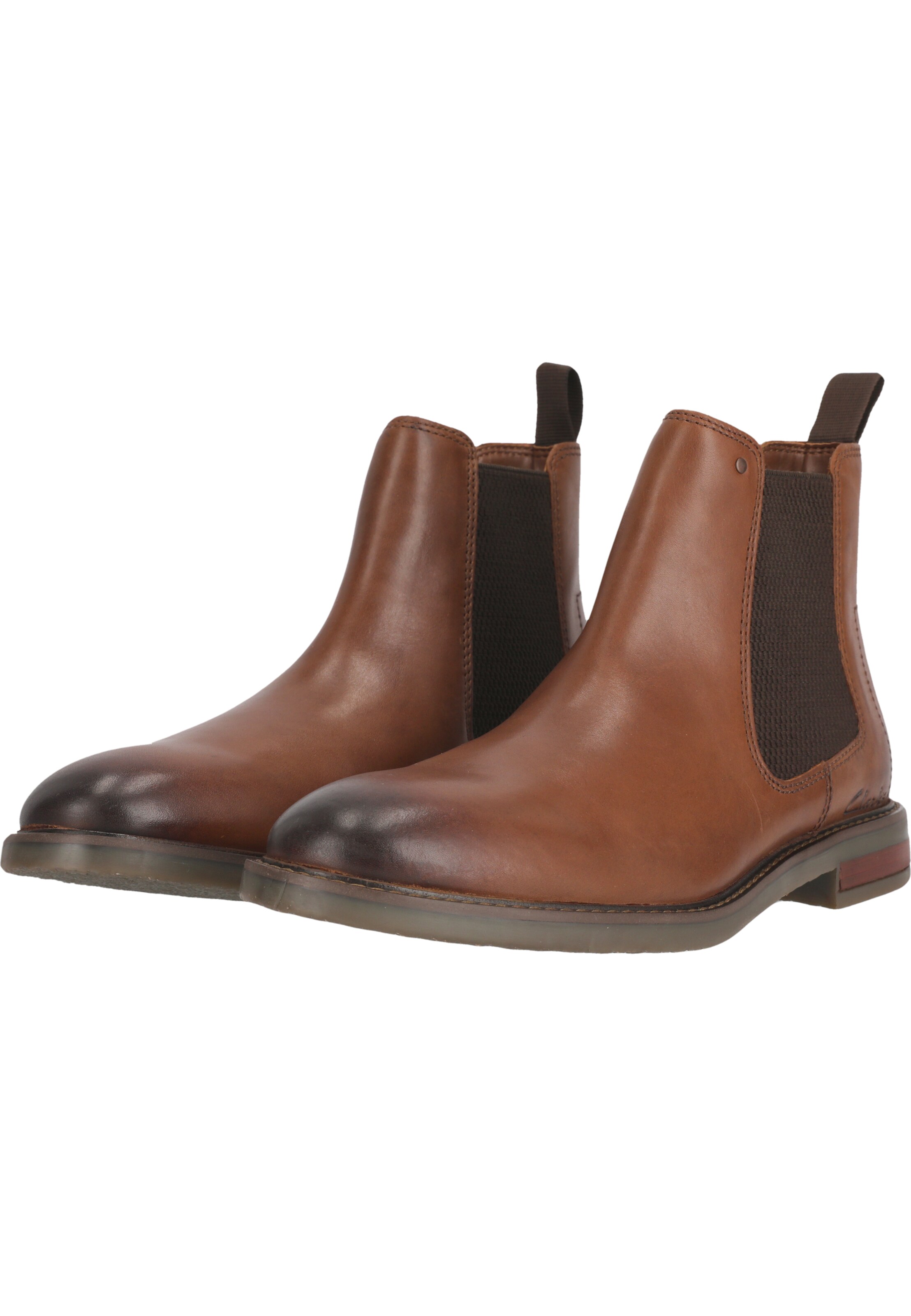 CLARKS Chelsea boots in Bruin