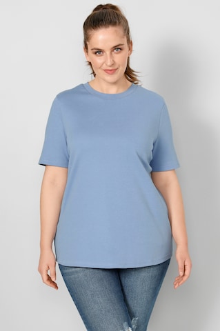 Sara Lindholm Shirt in Blue: front