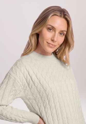 Pullover di Betty & Co in beige