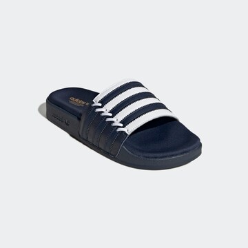 ADIDAS ORIGINALS - Zapatos abiertos 'Adilette' en azul