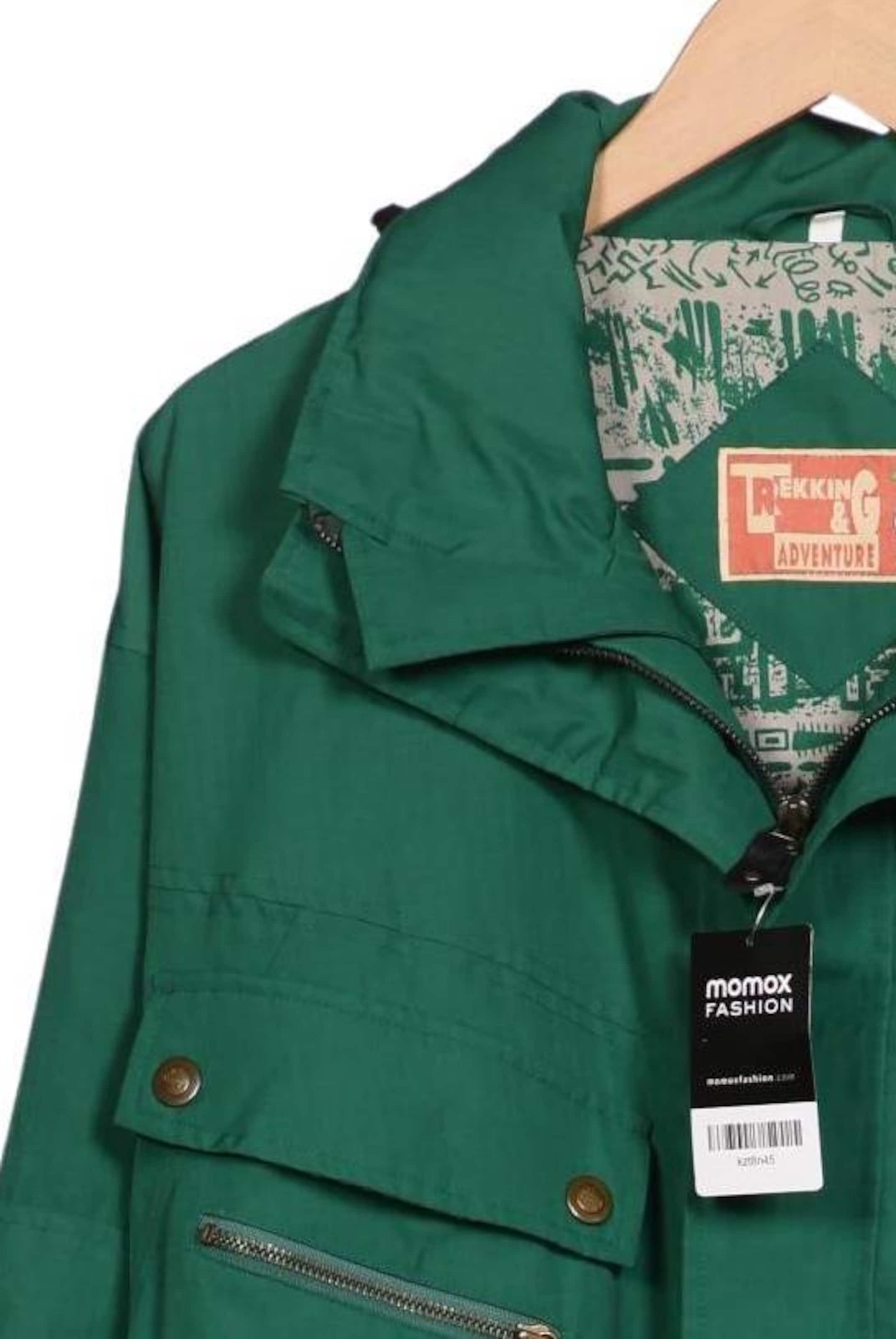VAUDE Jacket & Coat in XL in Green