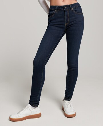 Skinny Jean Superdry en bleu : devant