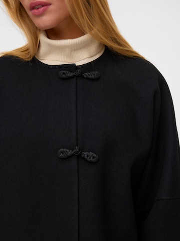 VERO MODA Between-season jacket 'VMREGINA' in Black