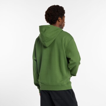 Sweat-shirt 'Athletics Runners Arent Normal' new balance en vert