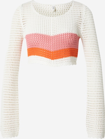 Pull-over 'TRINA' ONLY en blanc : devant