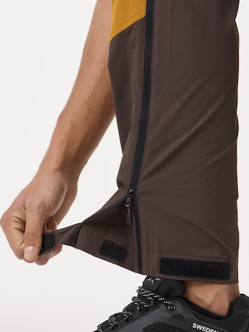 Regular Pantalon outdoor 'Lofoten' SWEDEMOUNT en marron