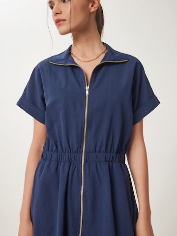 Robe Happiness İstanbul en bleu