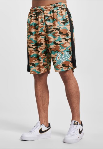 regular Pantaloni di Ecko Unlimited in colori misti