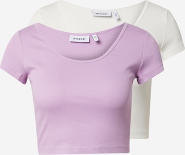 T-shirt WEEKDAY en violet : devant