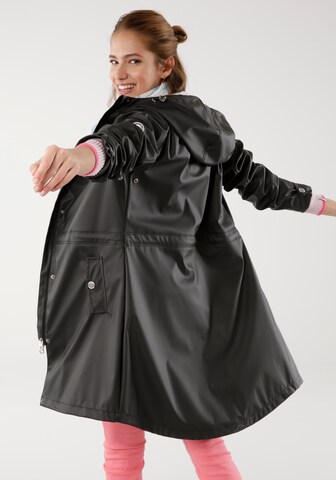KangaROOS Raincoat in Black