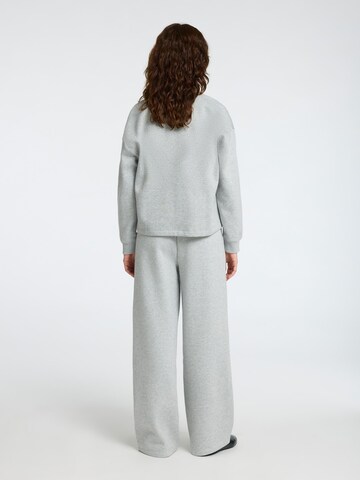 SELECTED FEMME Sweatshirt in Grey