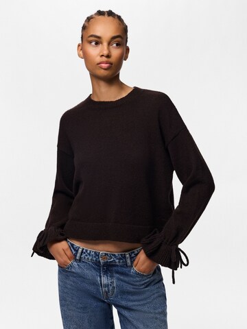 PIECES Sweater 'PCFie' in Brown: front
