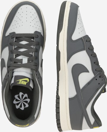 Nike Sportswear - Sapatilhas baixas 'Dunk Next Nature' em cinzento