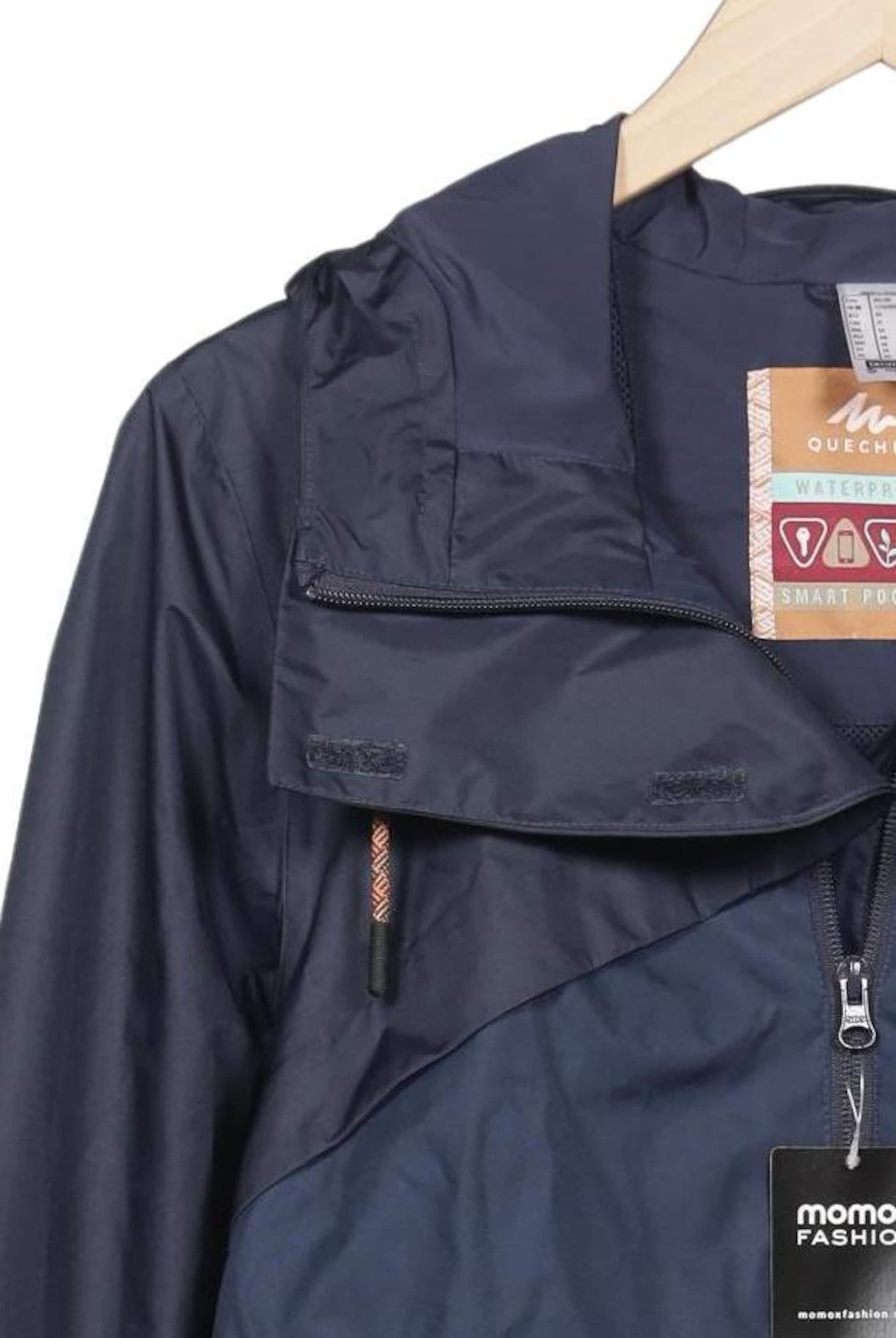 Quechua Jacket & Coat in M in Blue