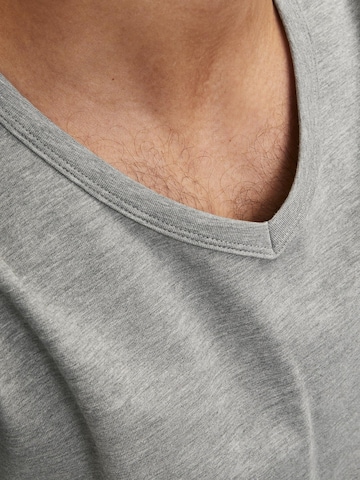 Maglietta di JACK & JONES in grigio