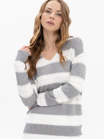 Passioni Sweater in Grey: front